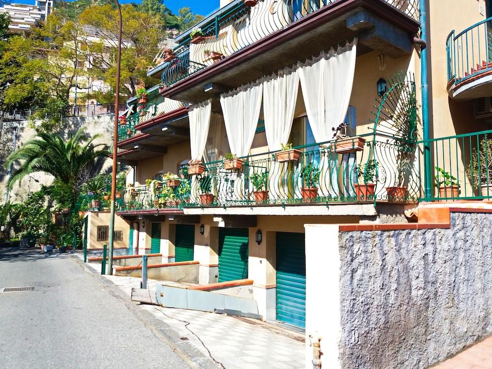Bed&Breakfast Rosangela Taormina Eksteriør billede