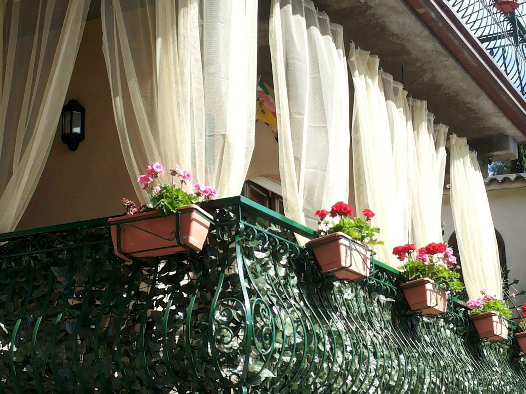 Bed&Breakfast Rosangela Taormina Eksteriør billede